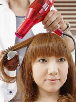 最先端のカット技術が自慢の美容院